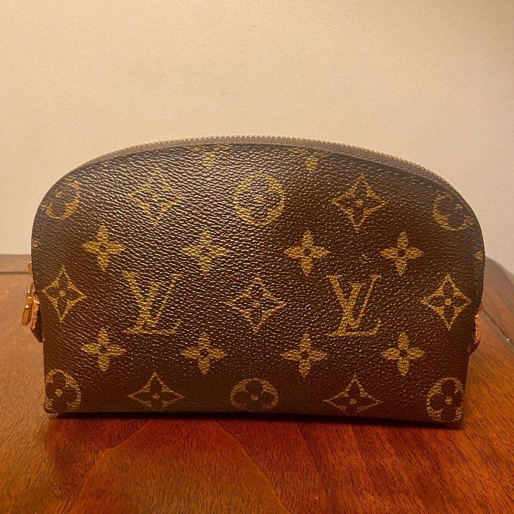 Louis Vuitton Cosmetic Pouch Monogram